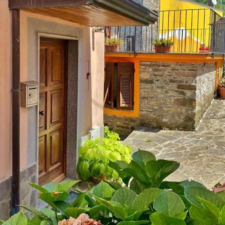 La Casetta Rosa Rocchetta di Vara Buitenkant foto